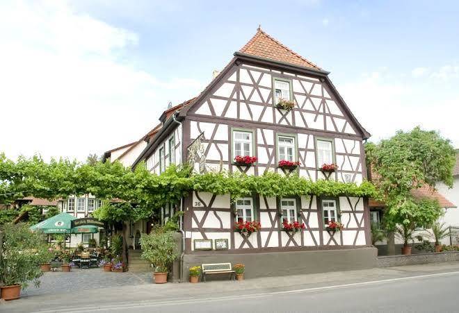 Landgasthof zum engel