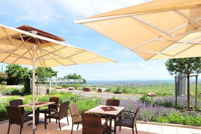Arens hotel 327m nn