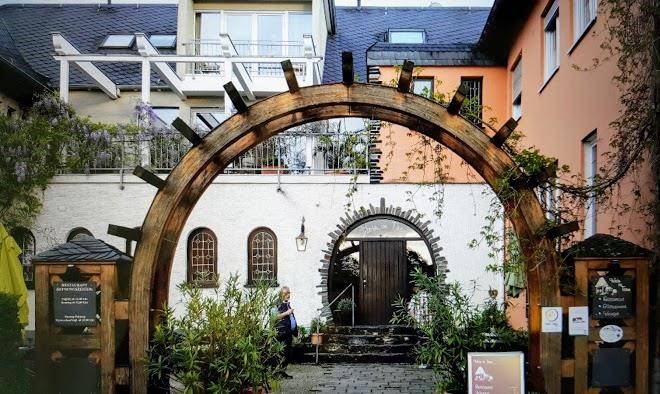 Wein im turm weingut j schmitt