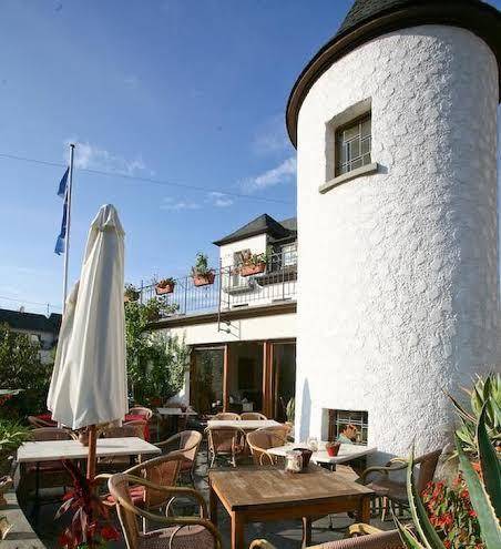 Gutshotel galerie riesling