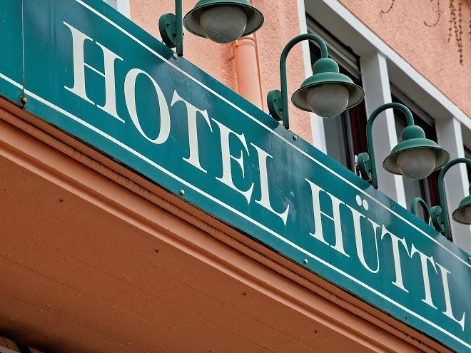 Hotel huttl garni