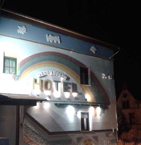 Hotel & ferienwohnungen regenbogen