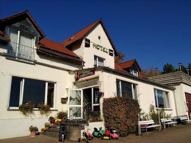 Hotel & restaurantbetrieb schone aussicht gmbh