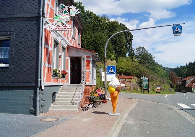 Eishexe eiscafe und ubernachtung im harz
