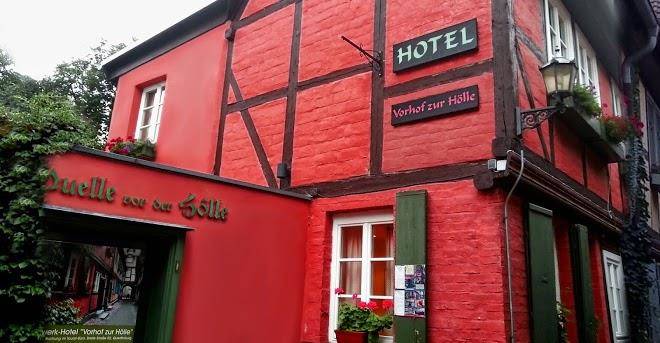 Fachwerk hotel vorhof zur holle