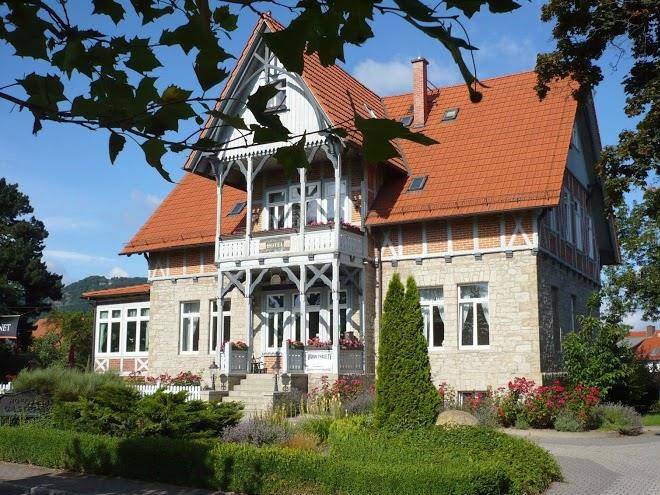Stadt Gut Hotel Hoffmanns Gastehaus Image