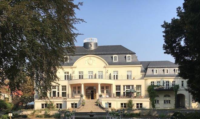 Schloss teutschenthal hotel