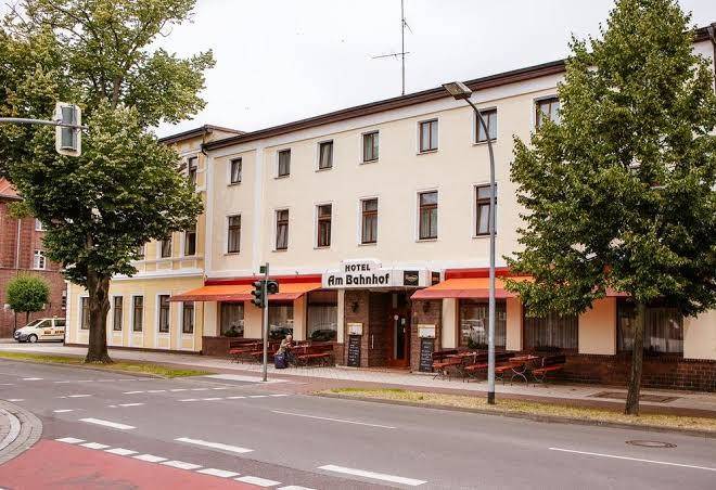 Hotel am bahnhof