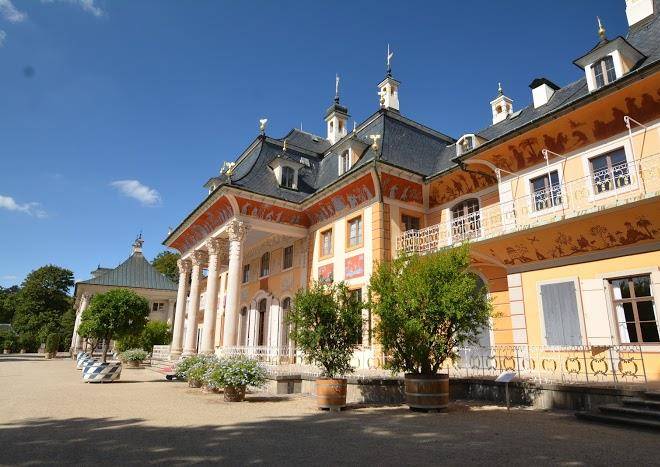 Strohhutmanufaktur Image