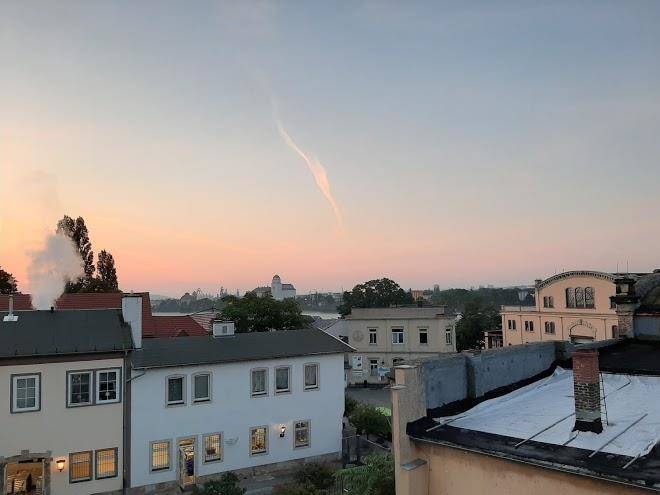 Understaytement Am Schloss Image