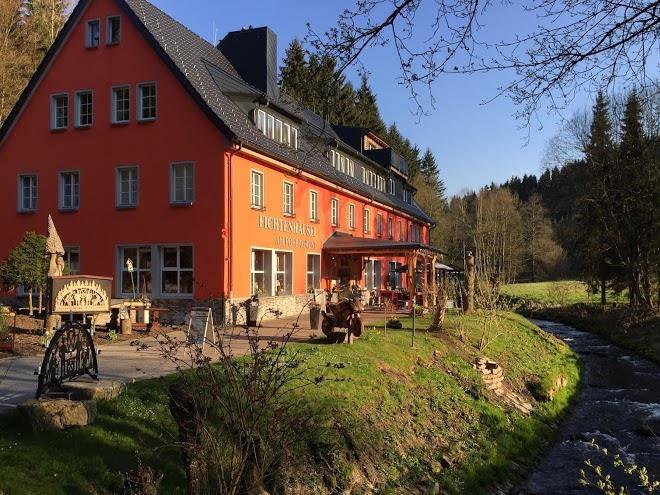 Erlebnishotel & restaurant fichtenhausel