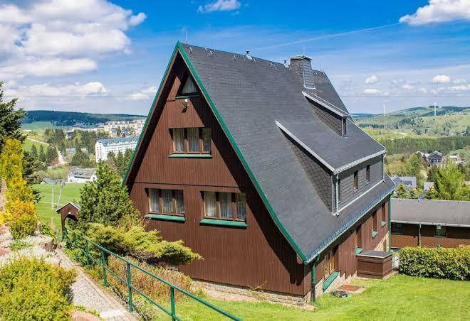 Haus am berg pension direkt am skihang