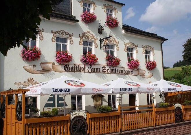 Landgasthof zum schutzenhaus
