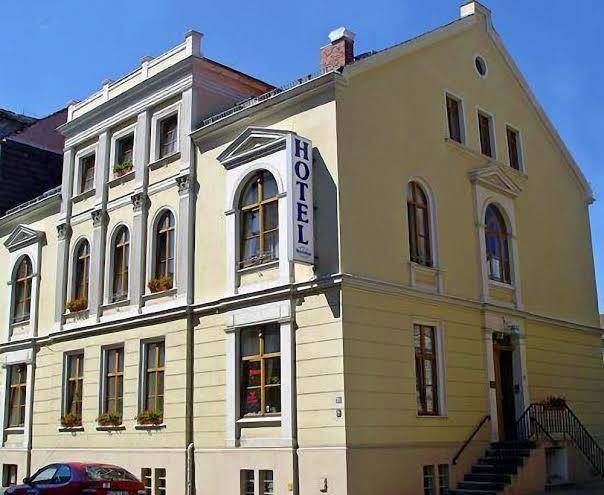 Hotel meridian