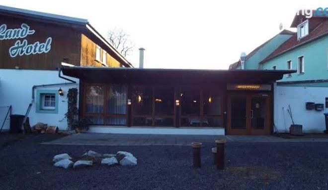 Richnow's bett & bike ehem landgasthof drausendorf