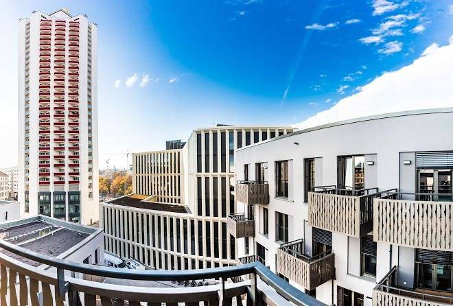 Best Western Plus Royal Suites Image