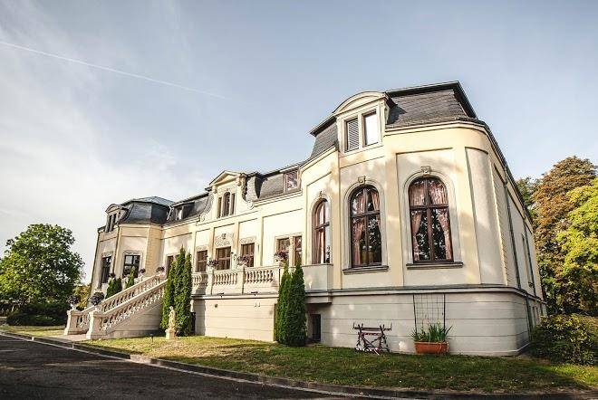 Hotel & tagungszentrum