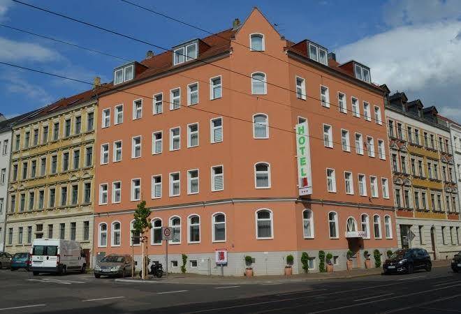 Hotel amadeo