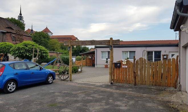 Pension zum alten salzhof inh m ronneburg