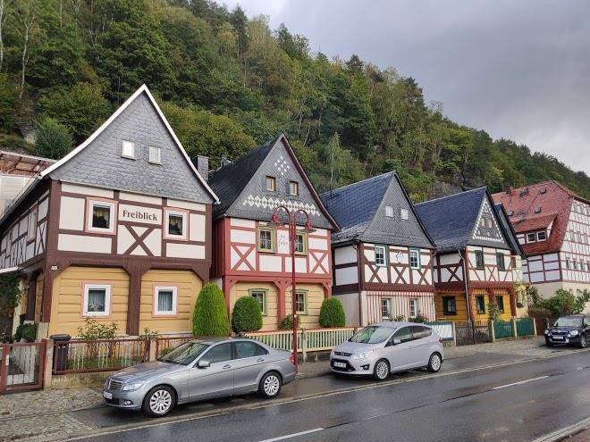 Pension fam schwarz