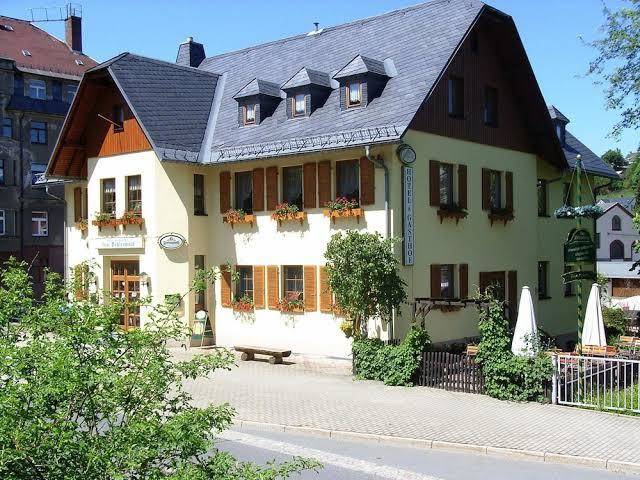 Hotel & gasthof zum dohlerwald