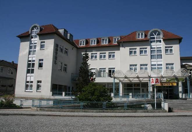 Atrium hotel