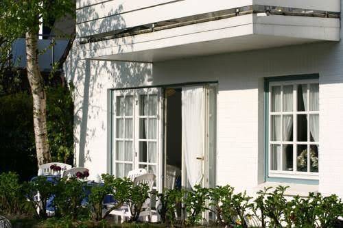 Hotel achter dunem