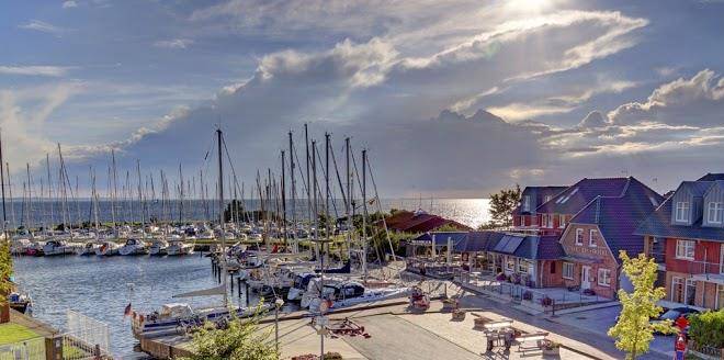 Meerblick Lemkenhafen Image