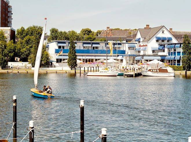 Hotel strandhalle