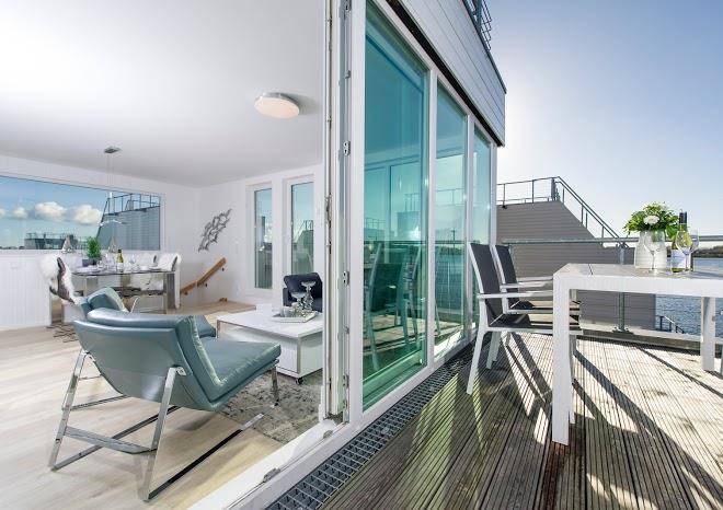 Schwimmendes ferienhaus biscaya die ferienhaus agentur