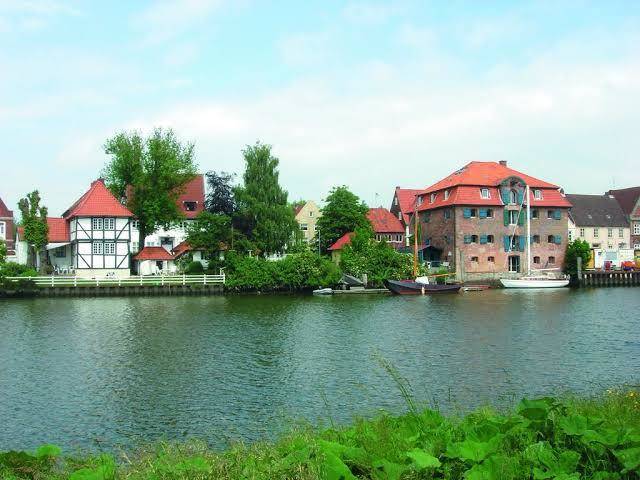 Pension & cafe am museum