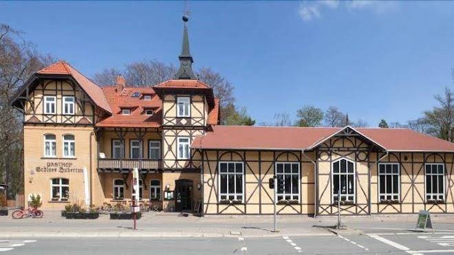 Gasthof Schloss Hubertus Restaurant & Hotel Image