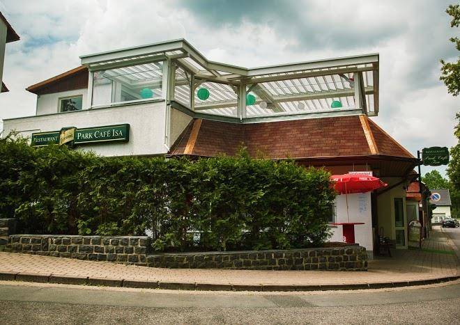 Hotel & restaurant park cafe isa