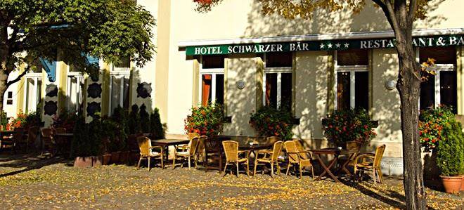 Hotel schwarzer bar