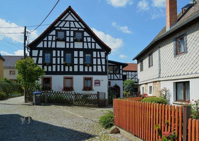 Pension gros seitenroda