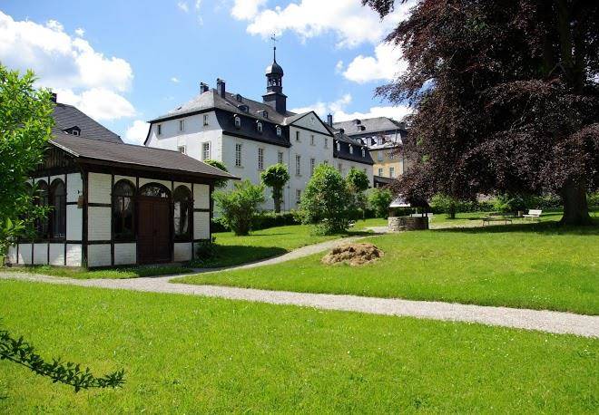 Rustzeitenheim sonnenschein