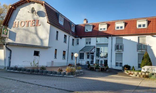 Hotel & Gaststatte Muller Image