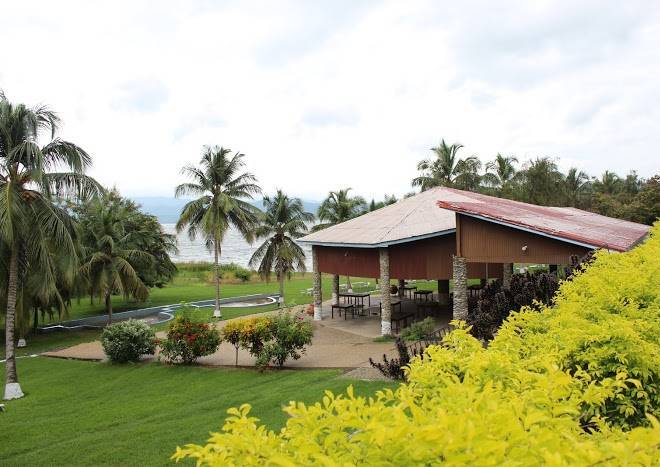 Lake bosomtwe paradise resort