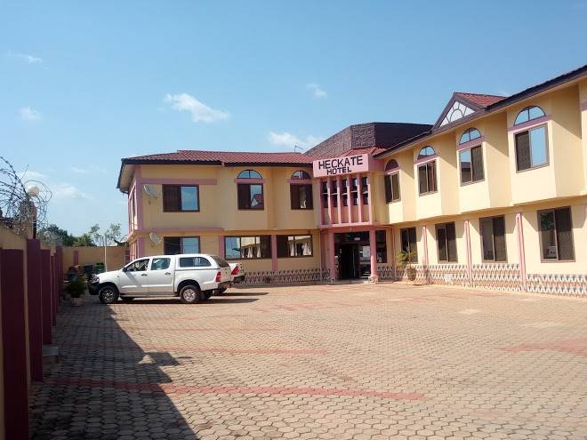 Heckate hotel