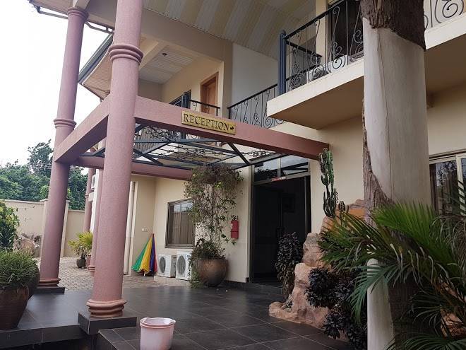 Chez royale hotel