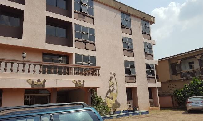 Diamond hotel