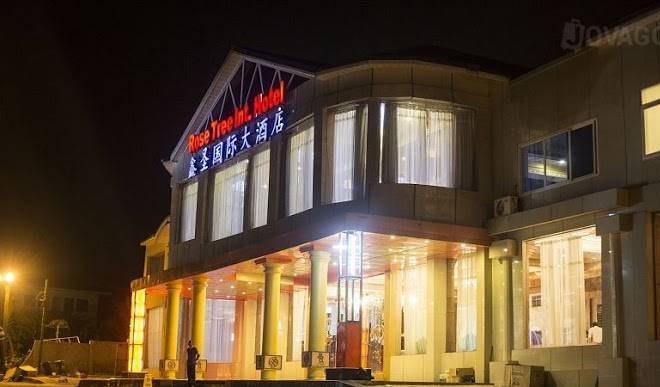 Rose tree international hotel