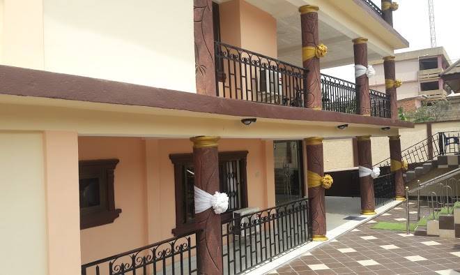 Sweet pee executive hotel