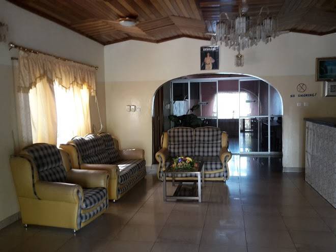 Ginat hotel