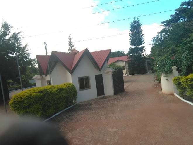 Adwinsa hotel nsoatre