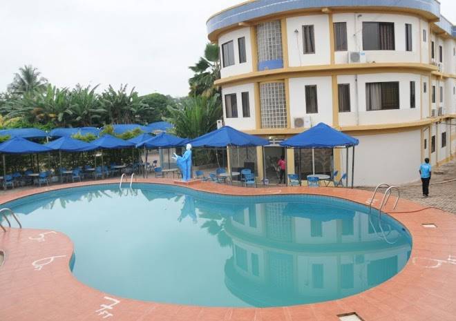 Glamossay hotel