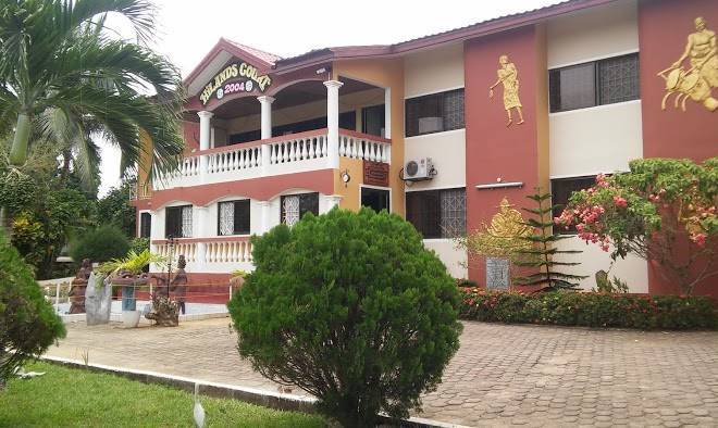 Hilands court hotel
