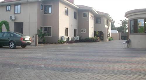 Rayporsh hotel