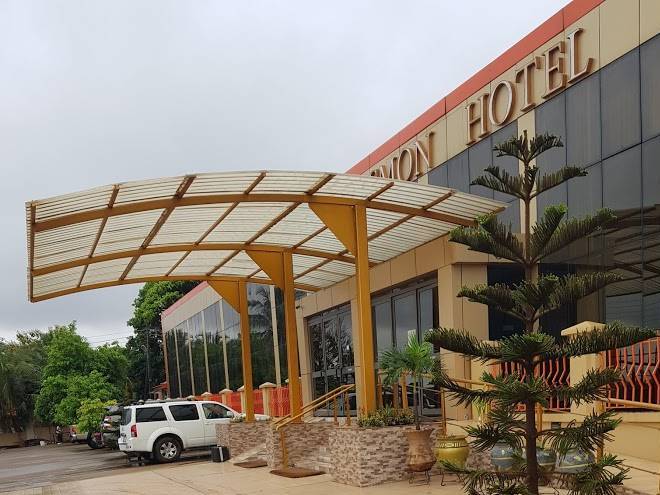 Crismon hotel