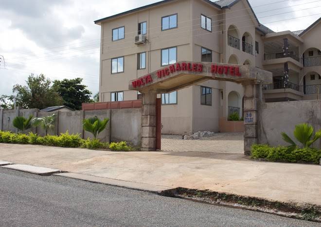 Volta vicharles hotel